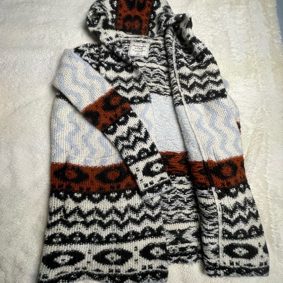 levis, talula and huba cardigan - Picture 2 of 4